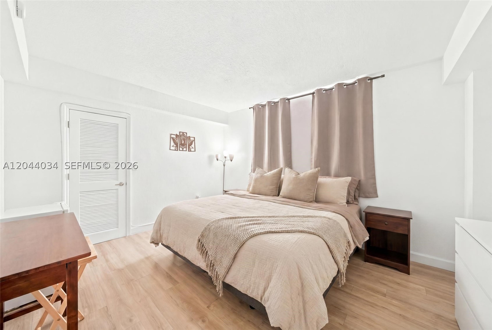 TREASURES ON THE BAY II C - Residential