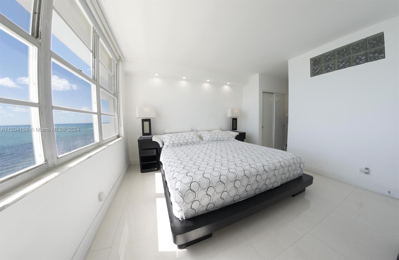 THE PAVILION CONDO - Residential Lease