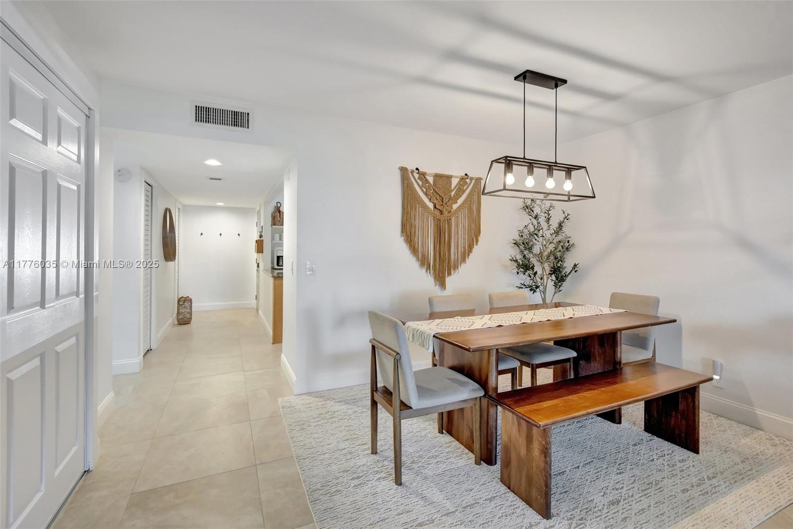 GARDENS AT BONAVENTURE 11 - Residential Lease
