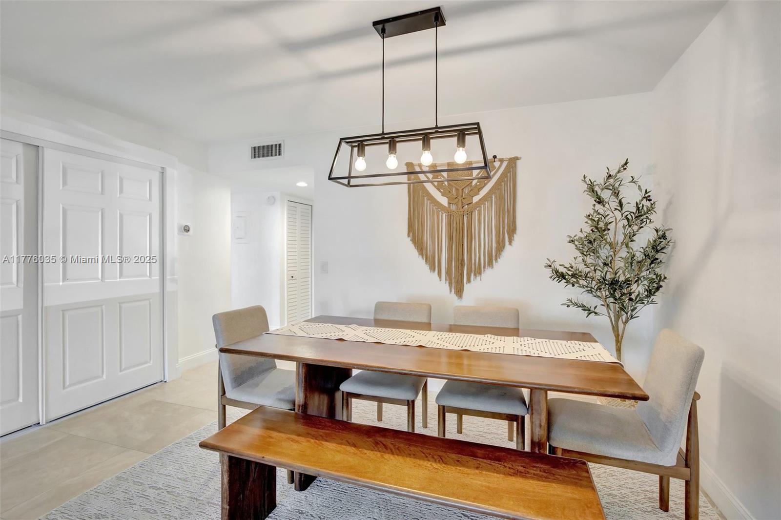 GARDENS AT BONAVENTURE 11 - Residential Lease