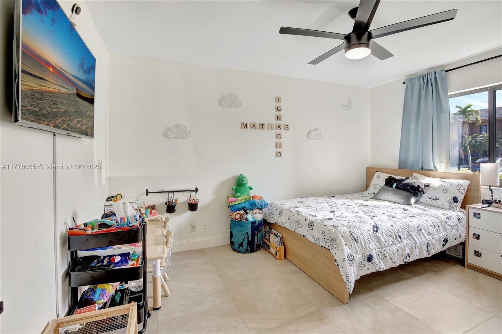GARDENS AT BONAVENTURE 11 - Residential Lease