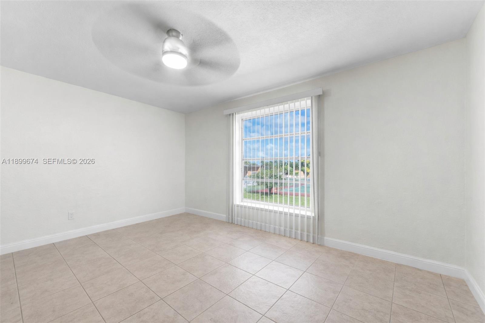 SUNSET PALMS EAST CONDO - Residential