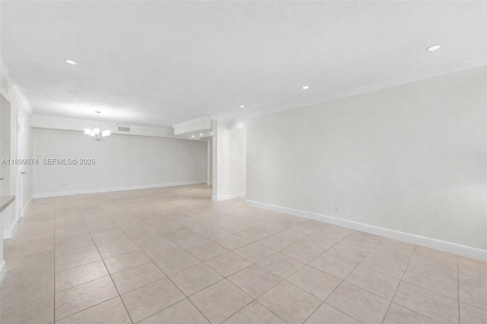 SUNSET PALMS EAST CONDO - Residential