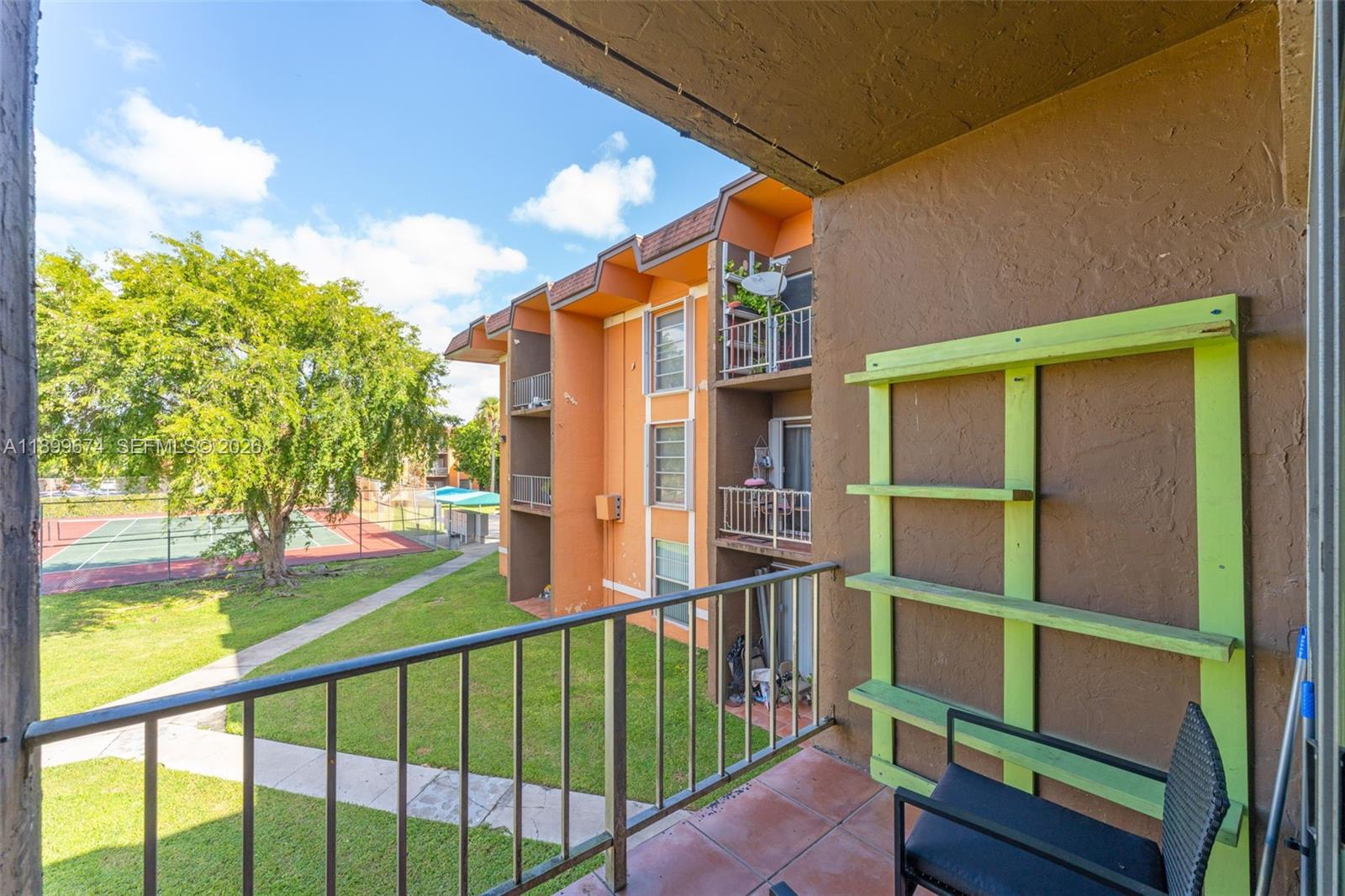SUNSET PALMS EAST CONDO - Residential