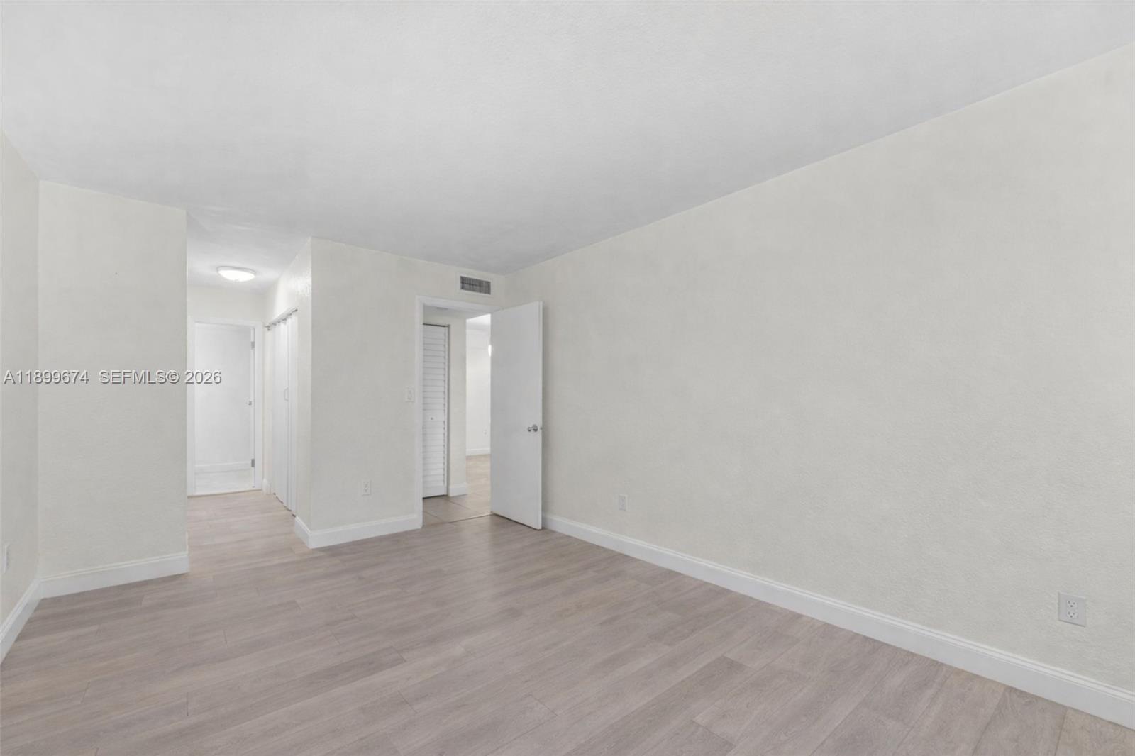 SUNSET PALMS EAST CONDO - Residential