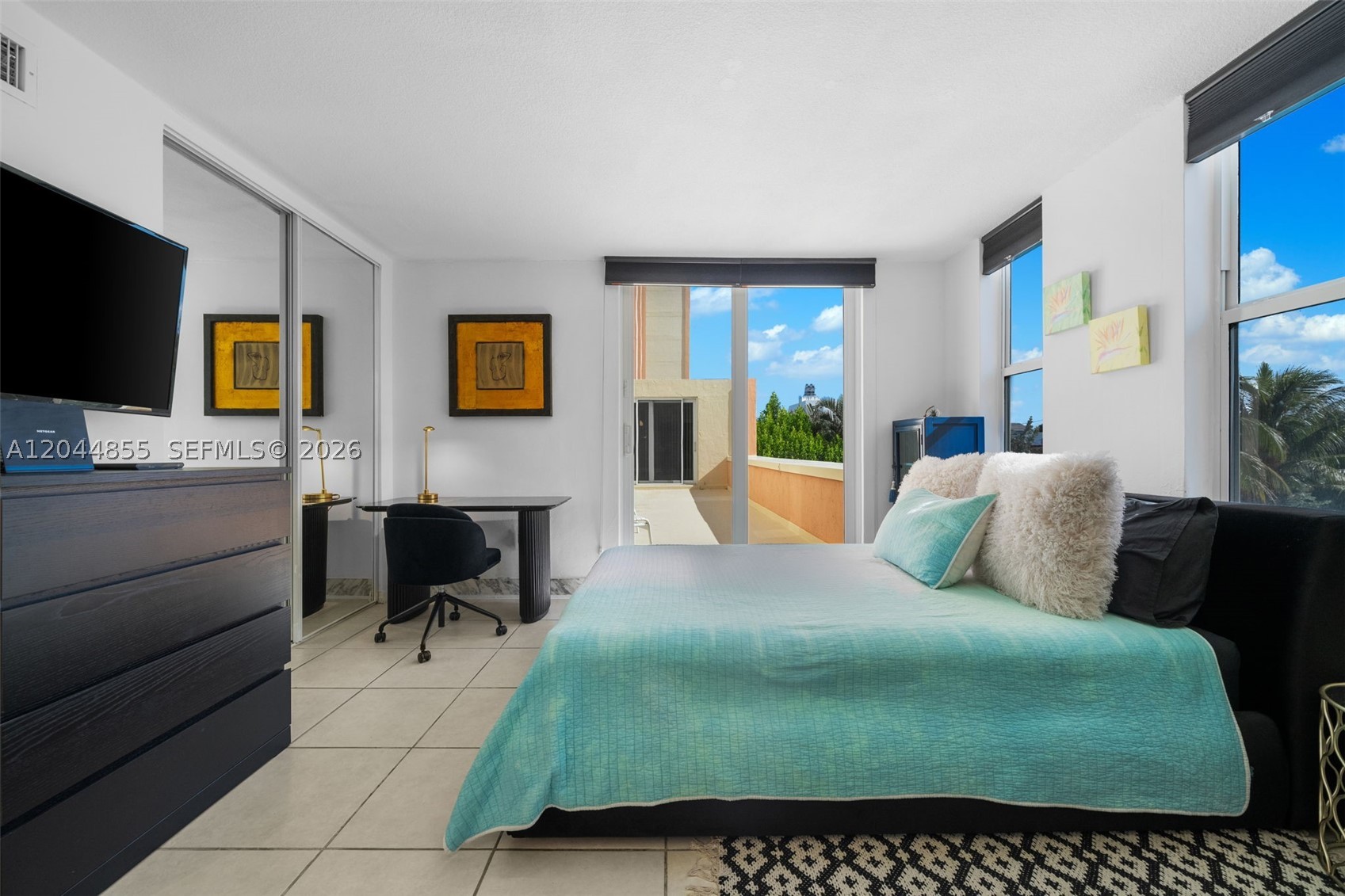 VALIANT HOUSE CONDO - Residential Lease