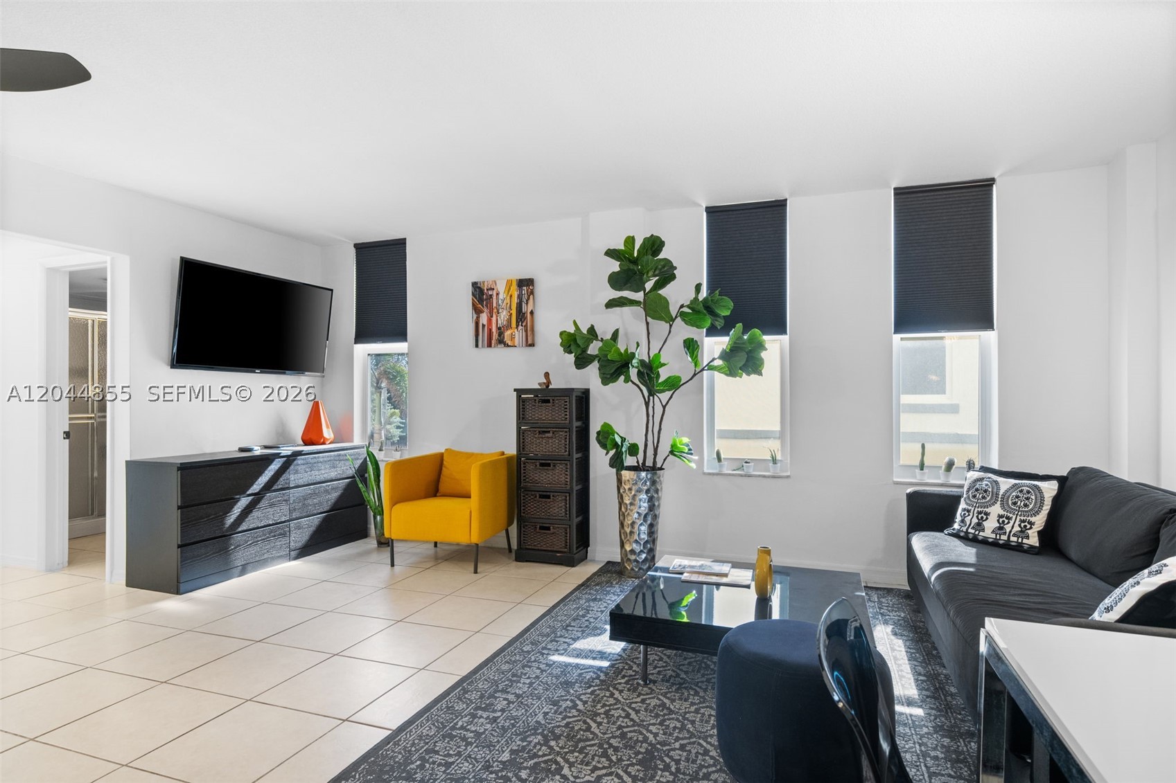 VALIANT HOUSE CONDO - Residential Lease