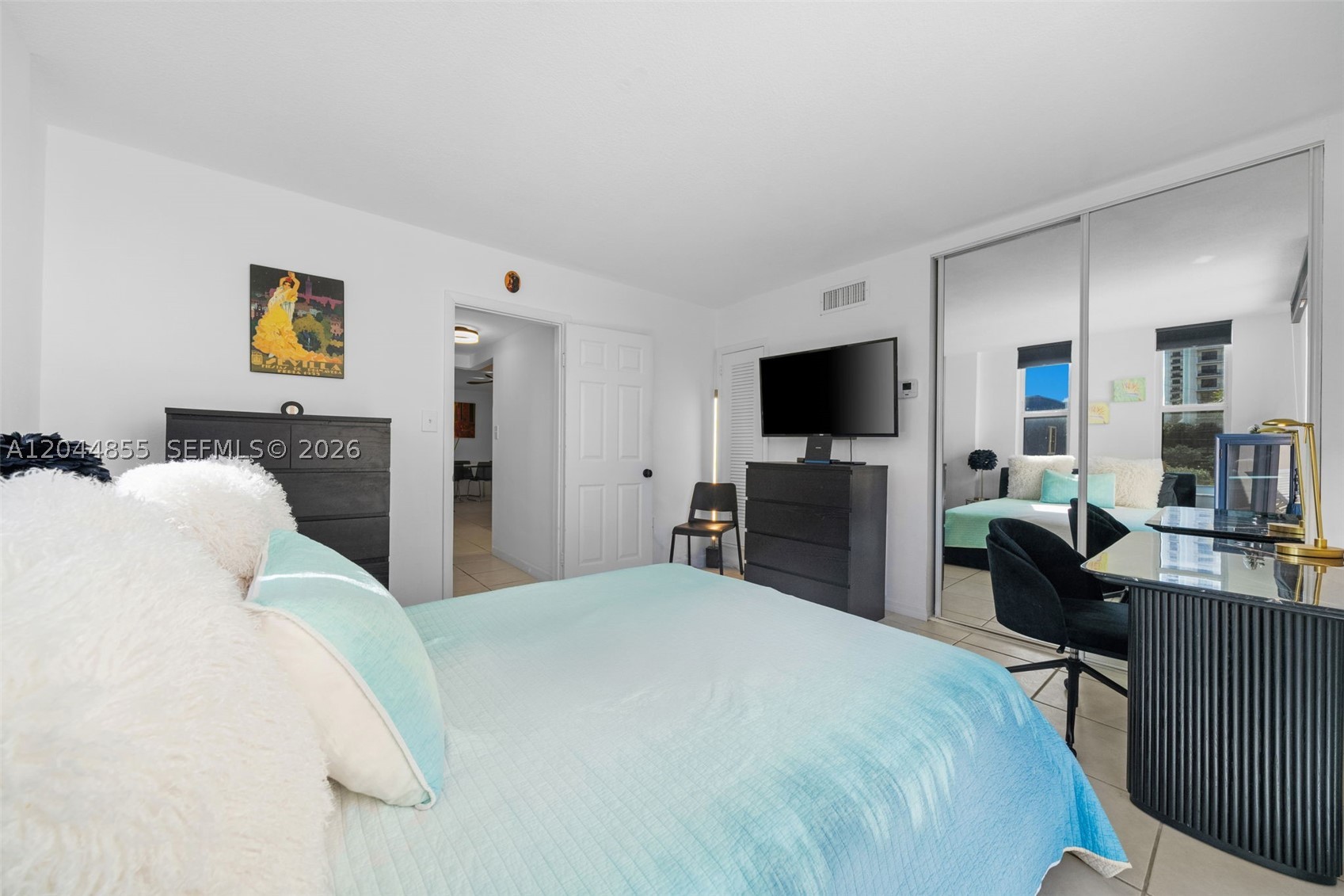 VALIANT HOUSE CONDO - Residential Lease