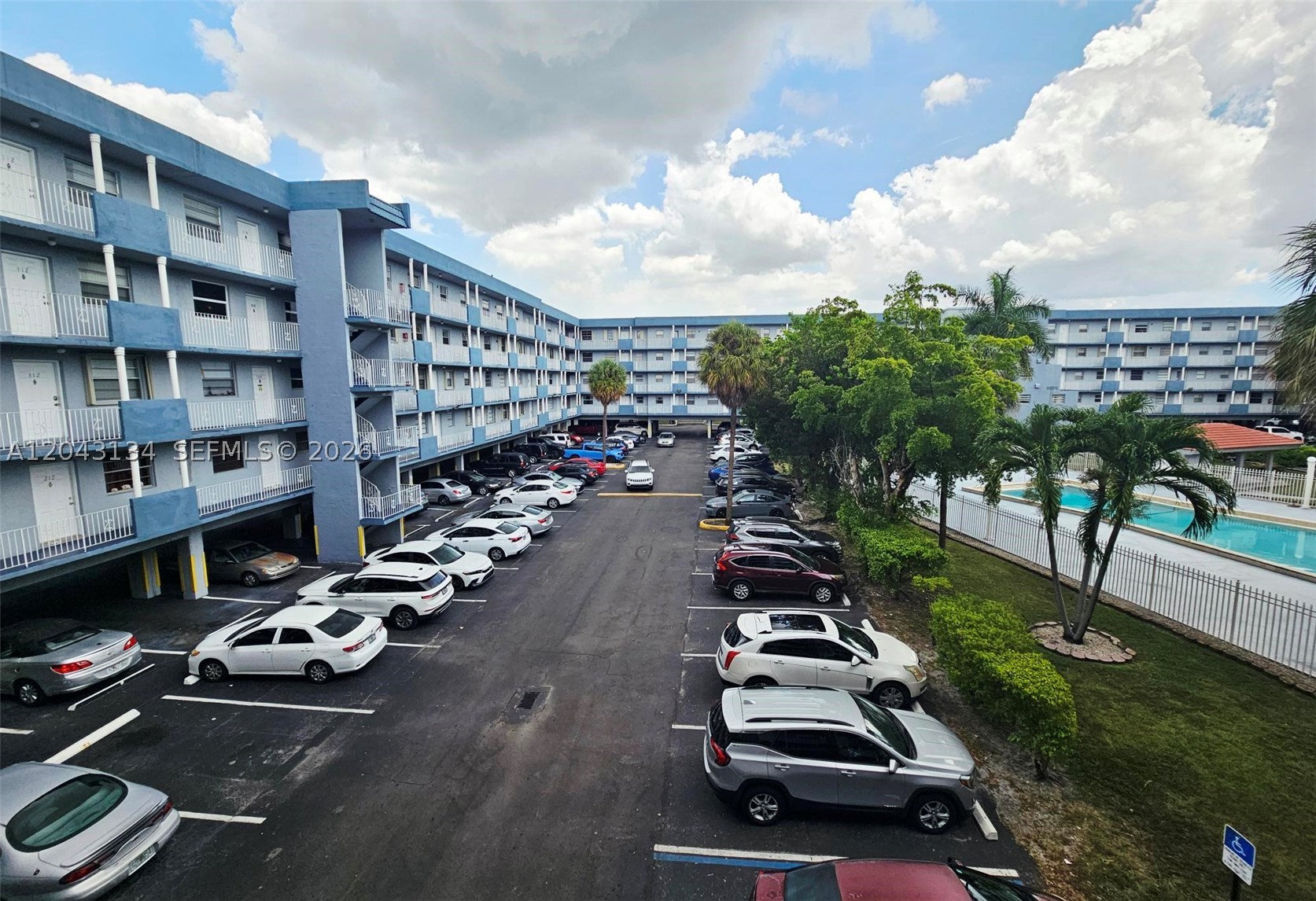 EL SOL CONDO - Residential