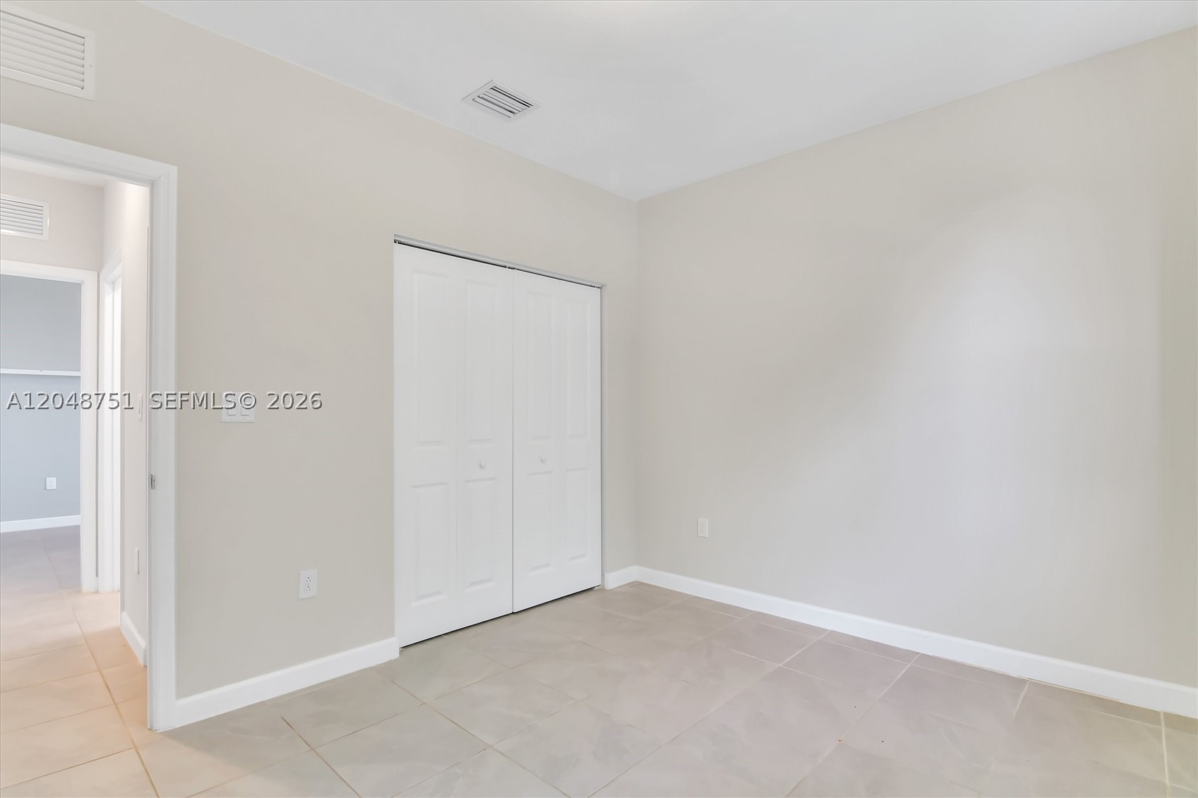 PARADISE PINES - Residential