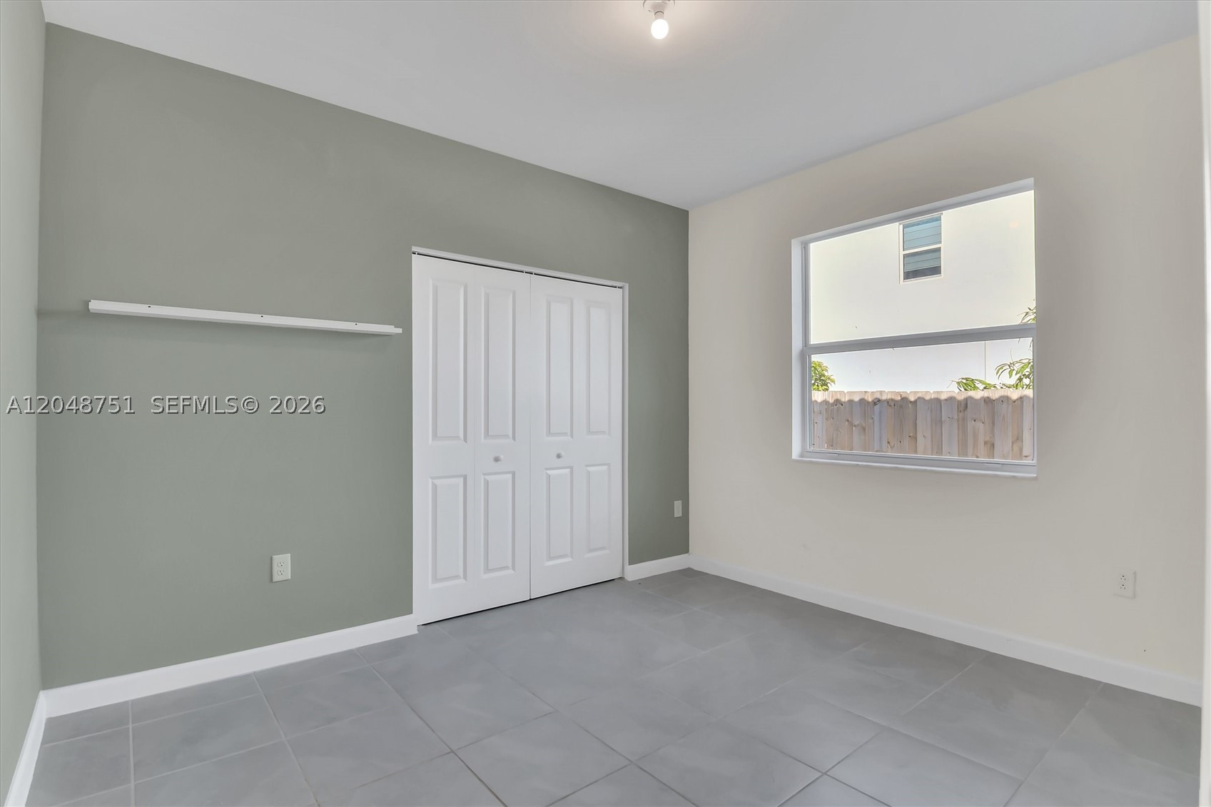 PARADISE PINES - Residential