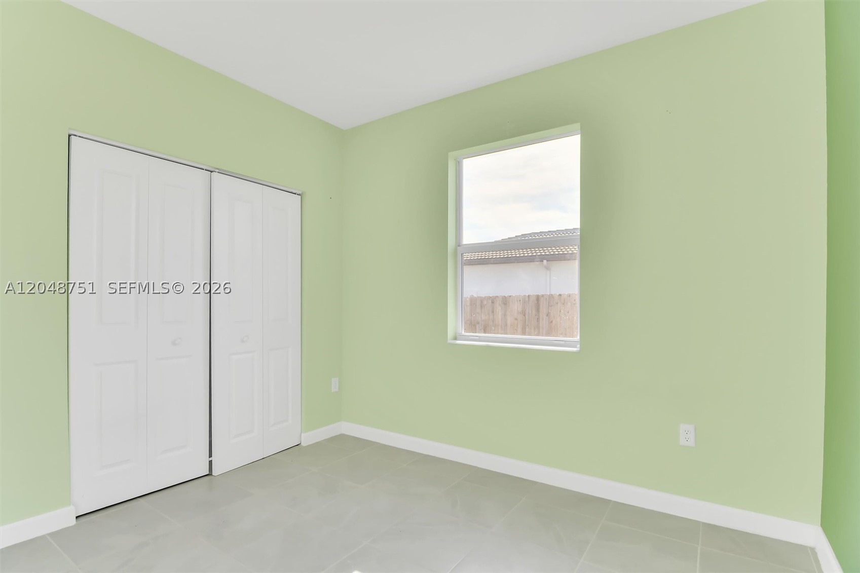 PARADISE PINES - Residential