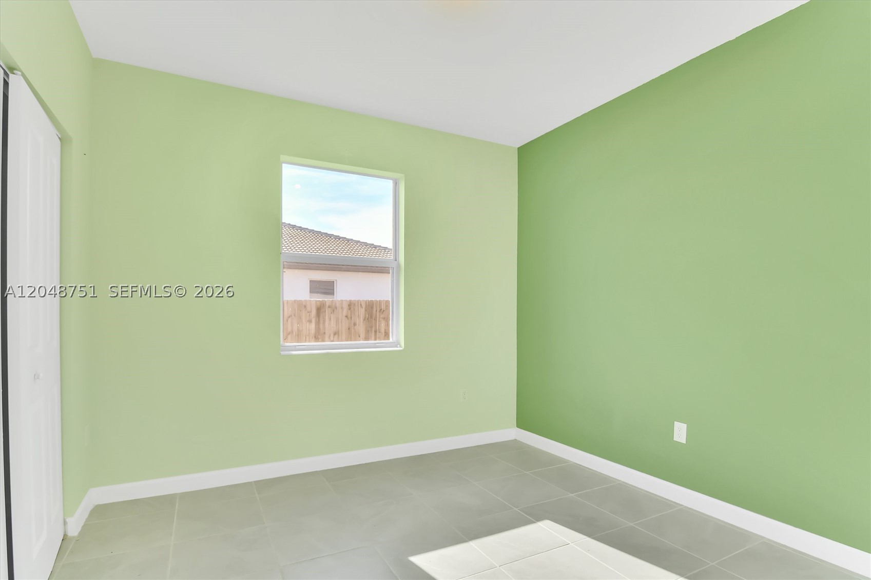 PARADISE PINES - Residential