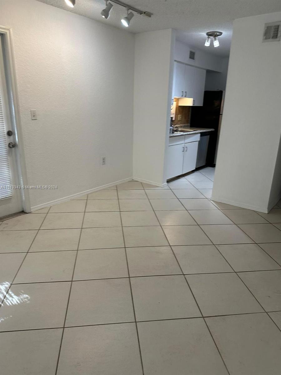 BOYNTON LANDINGS CONDO - Residential Lease