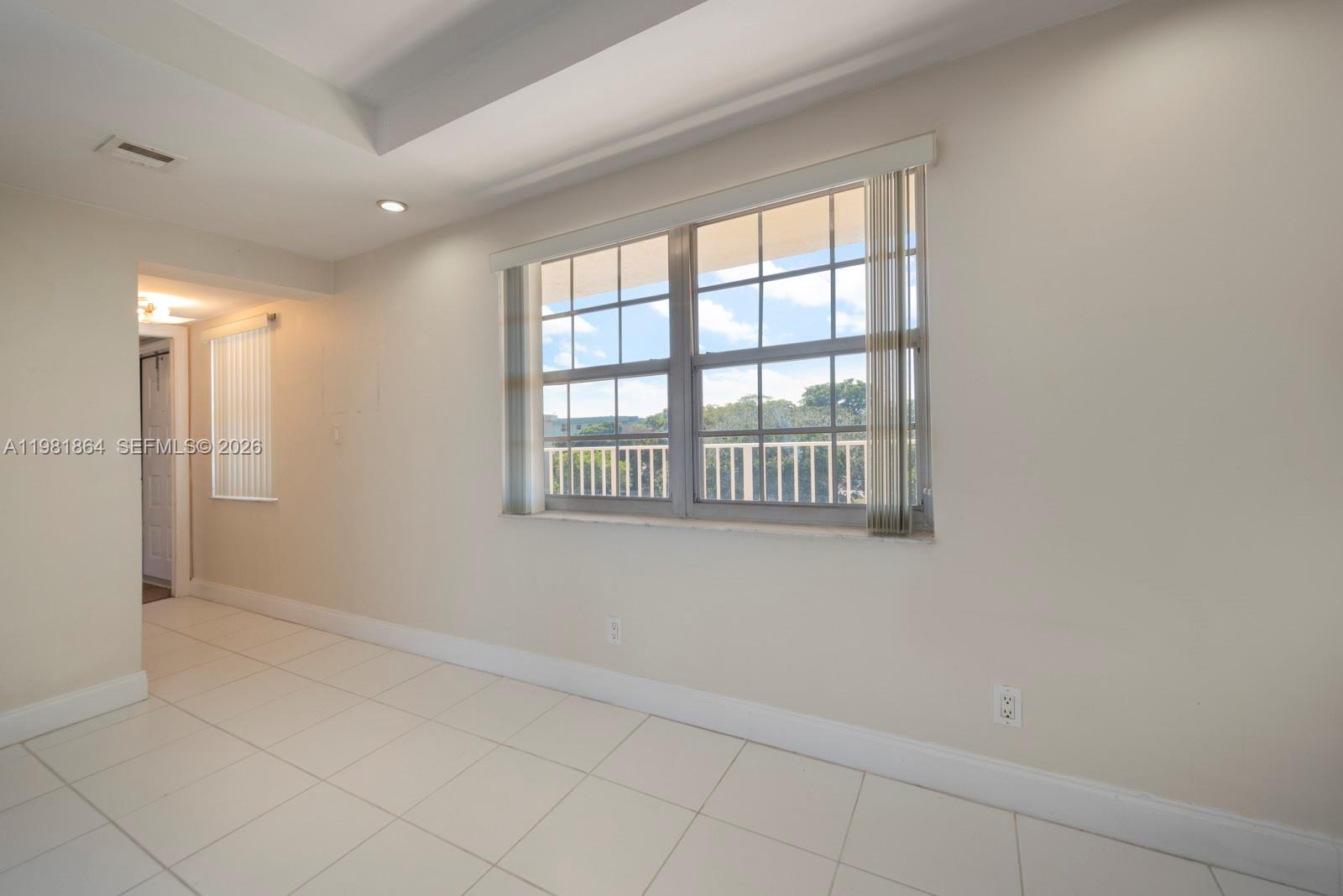 PALM-AIRE C C APTS 121 CO - Residential
