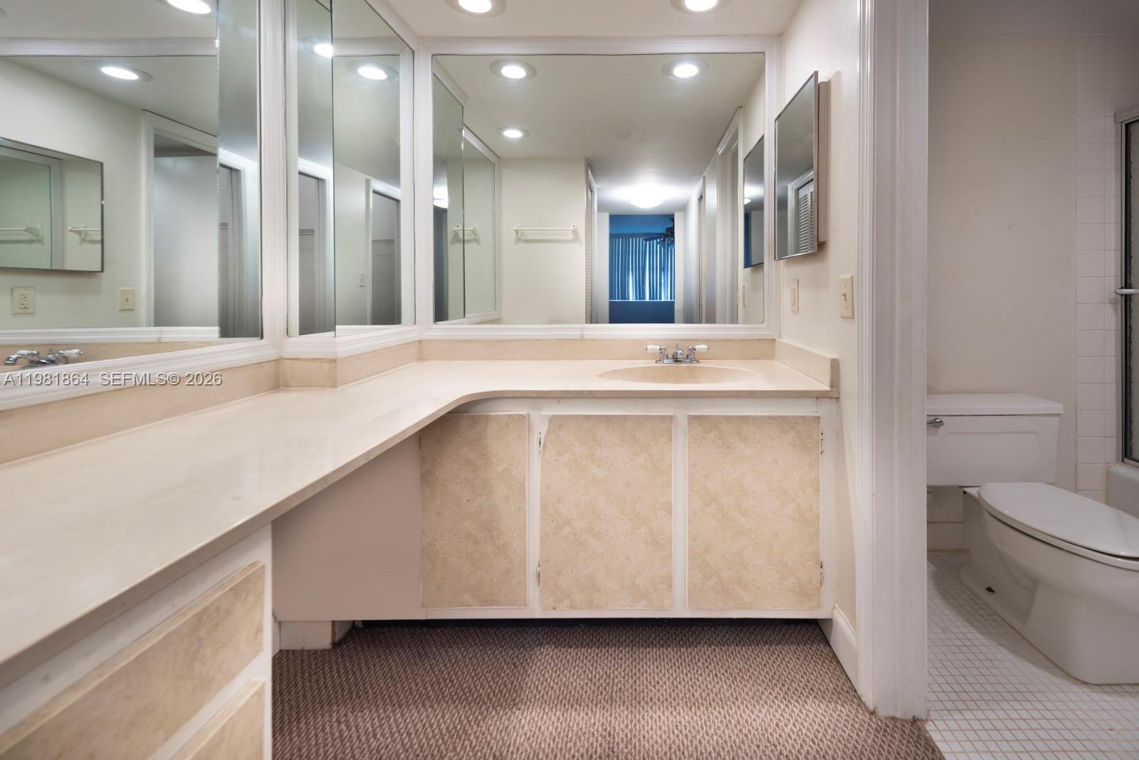 PALM-AIRE C C APTS 121 CO - Residential