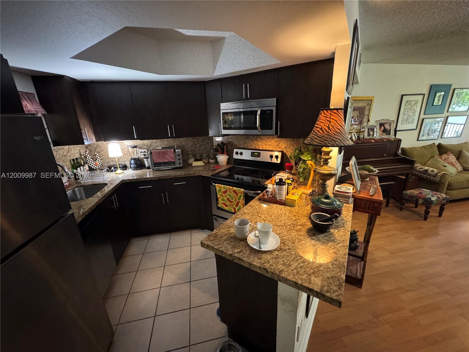 LAS VISTAS AT DORAL CONDO - Residential