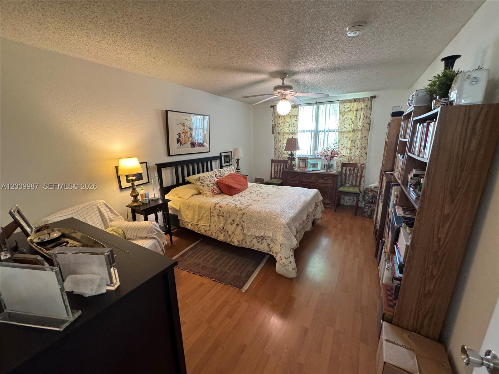 LAS VISTAS AT DORAL CONDO - Residential
