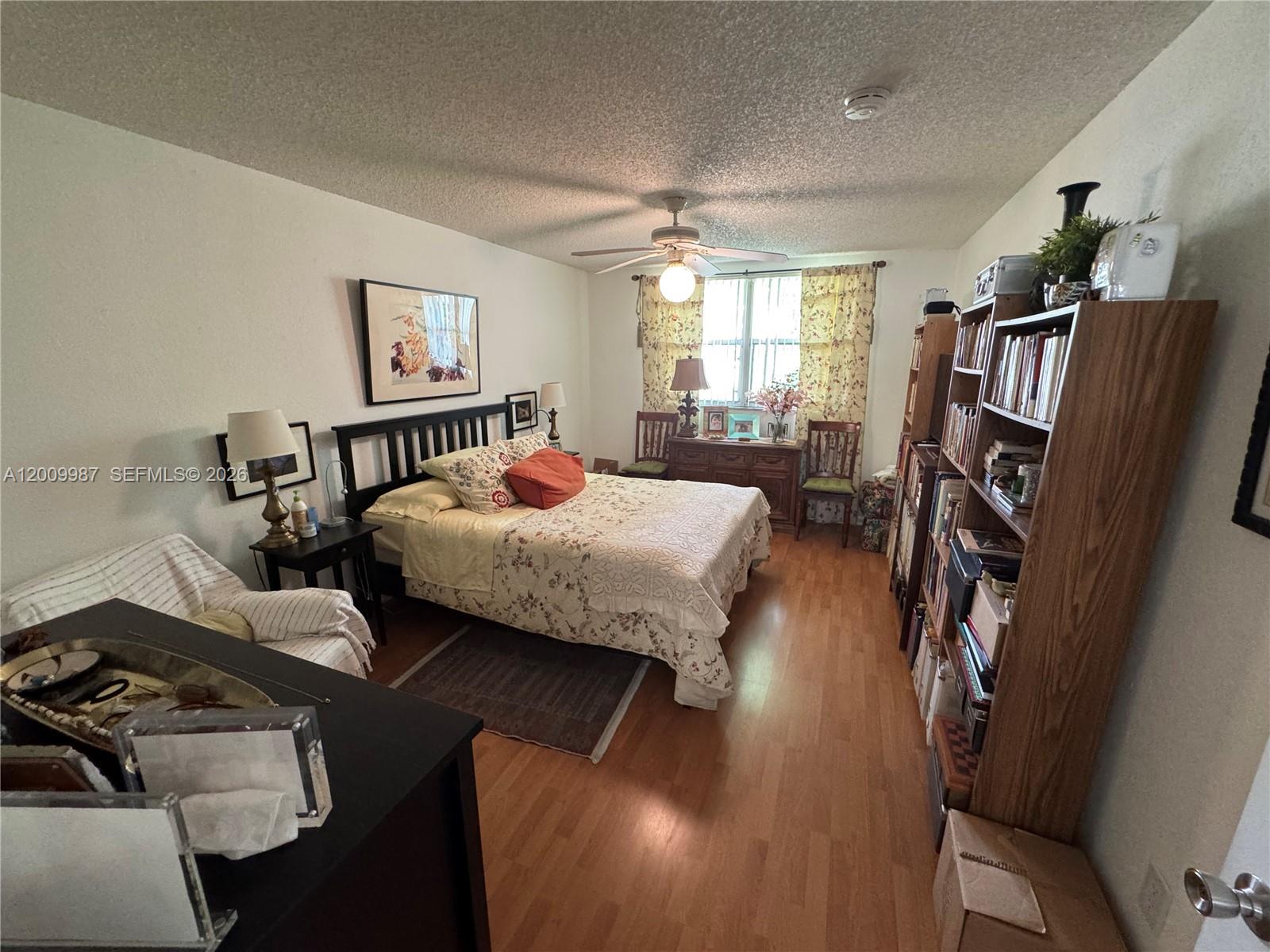 LAS VISTAS AT DORAL CONDO - Residential