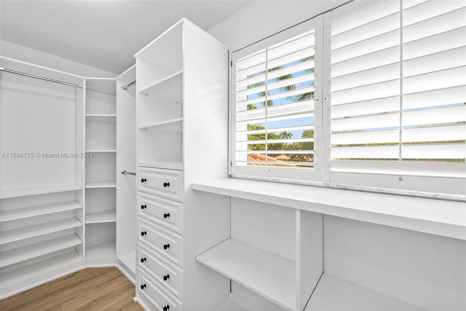 WOODFIELD HUNT CLUB II - Residential Lease