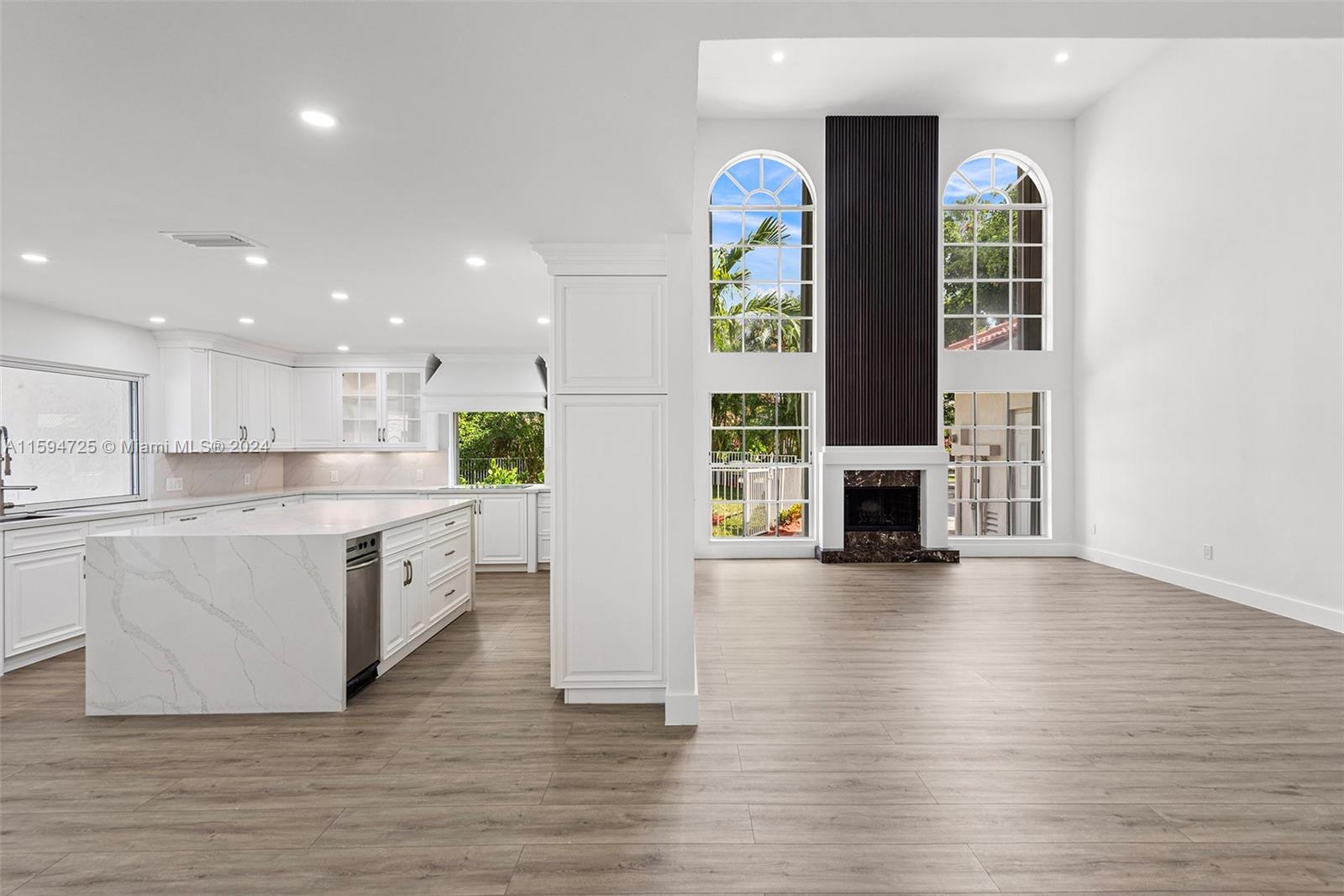 WOODFIELD HUNT CLUB II - Residential Lease