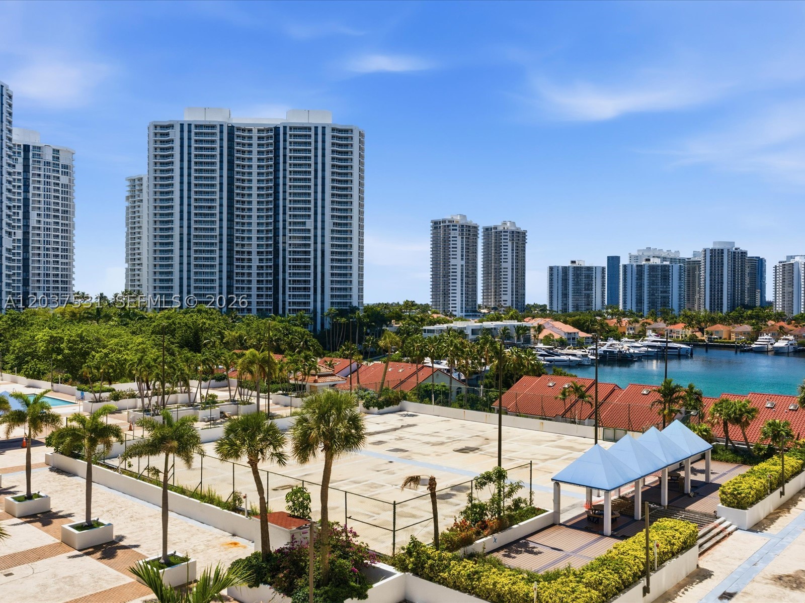 PORTSVIEW AT THE WATERWAYS - Residential