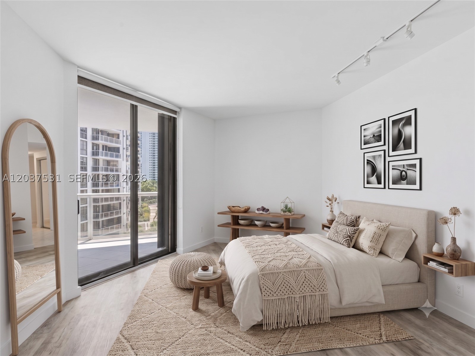 PORTSVIEW AT THE WATERWAYS - Residential
