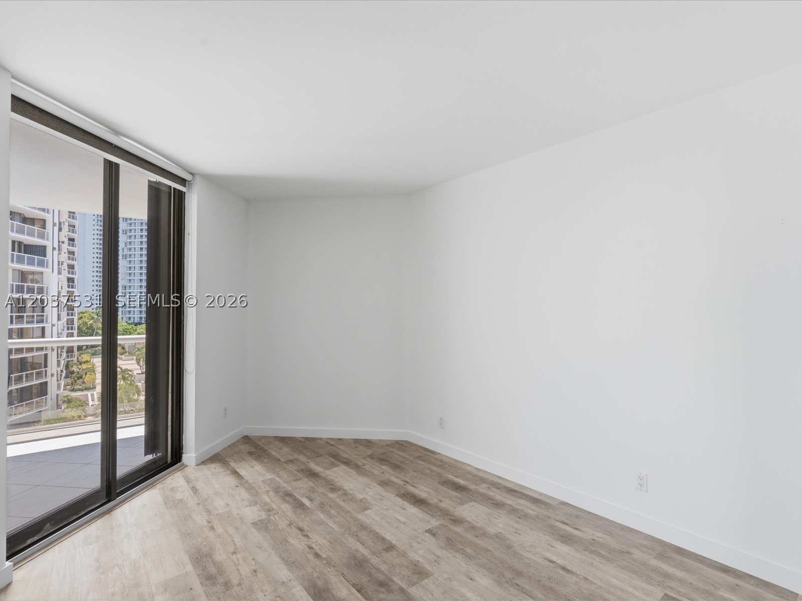 PORTSVIEW AT THE WATERWAYS - Residential
