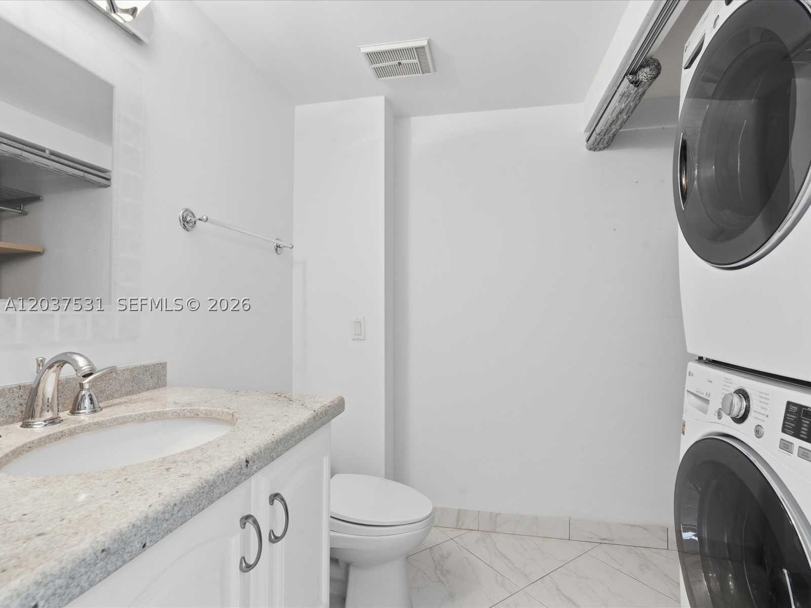PORTSVIEW AT THE WATERWAYS - Residential