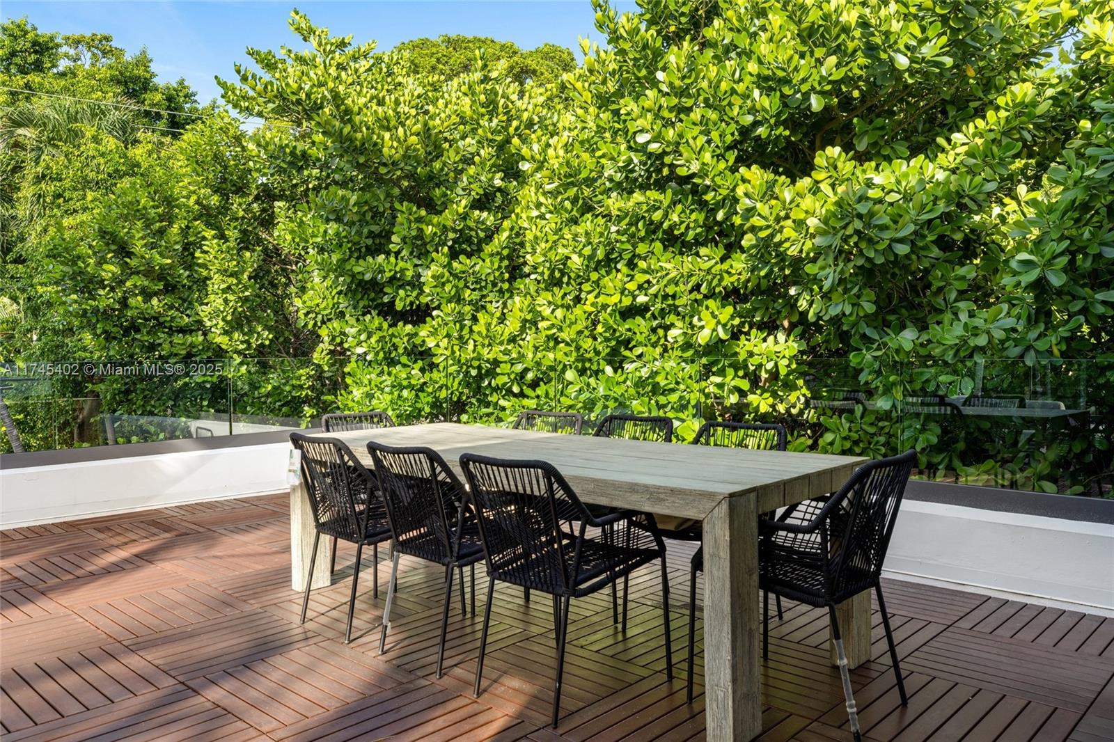 HIBISCUS ISLAND - Residential Lease