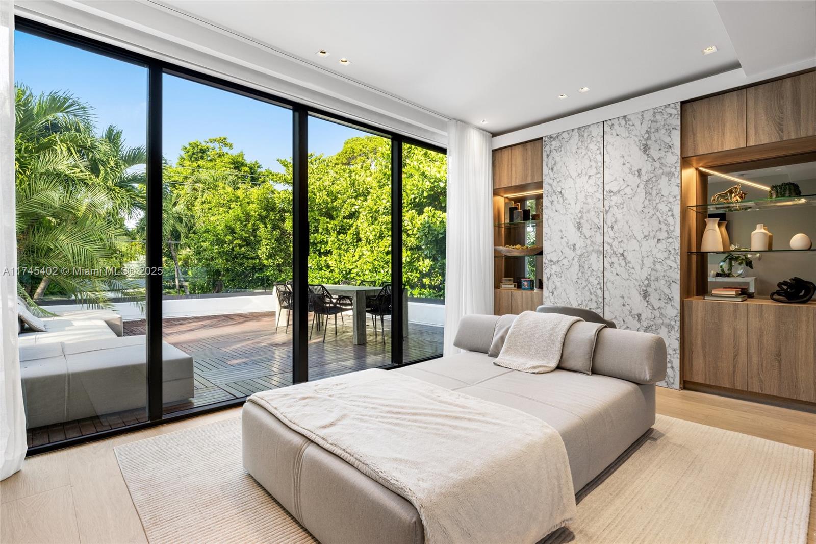 HIBISCUS ISLAND - Residential Lease