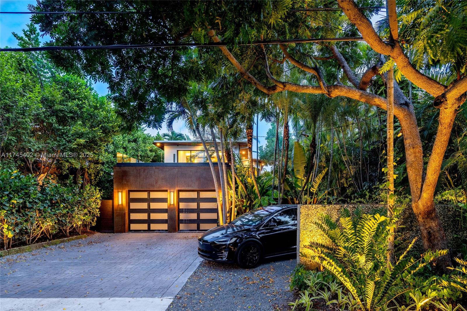 HIBISCUS ISLAND - Residential Lease