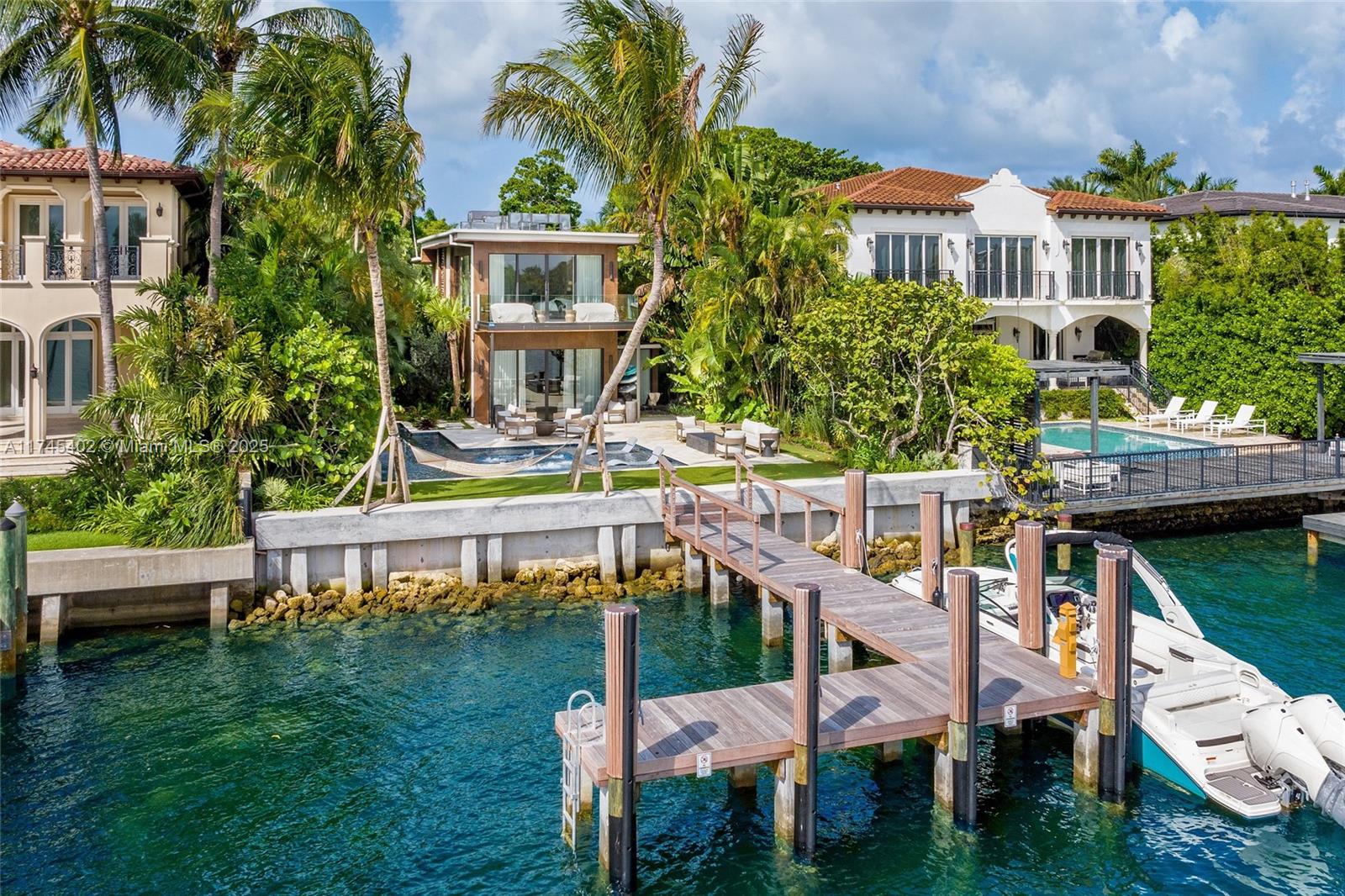 HIBISCUS ISLAND - Residential Lease