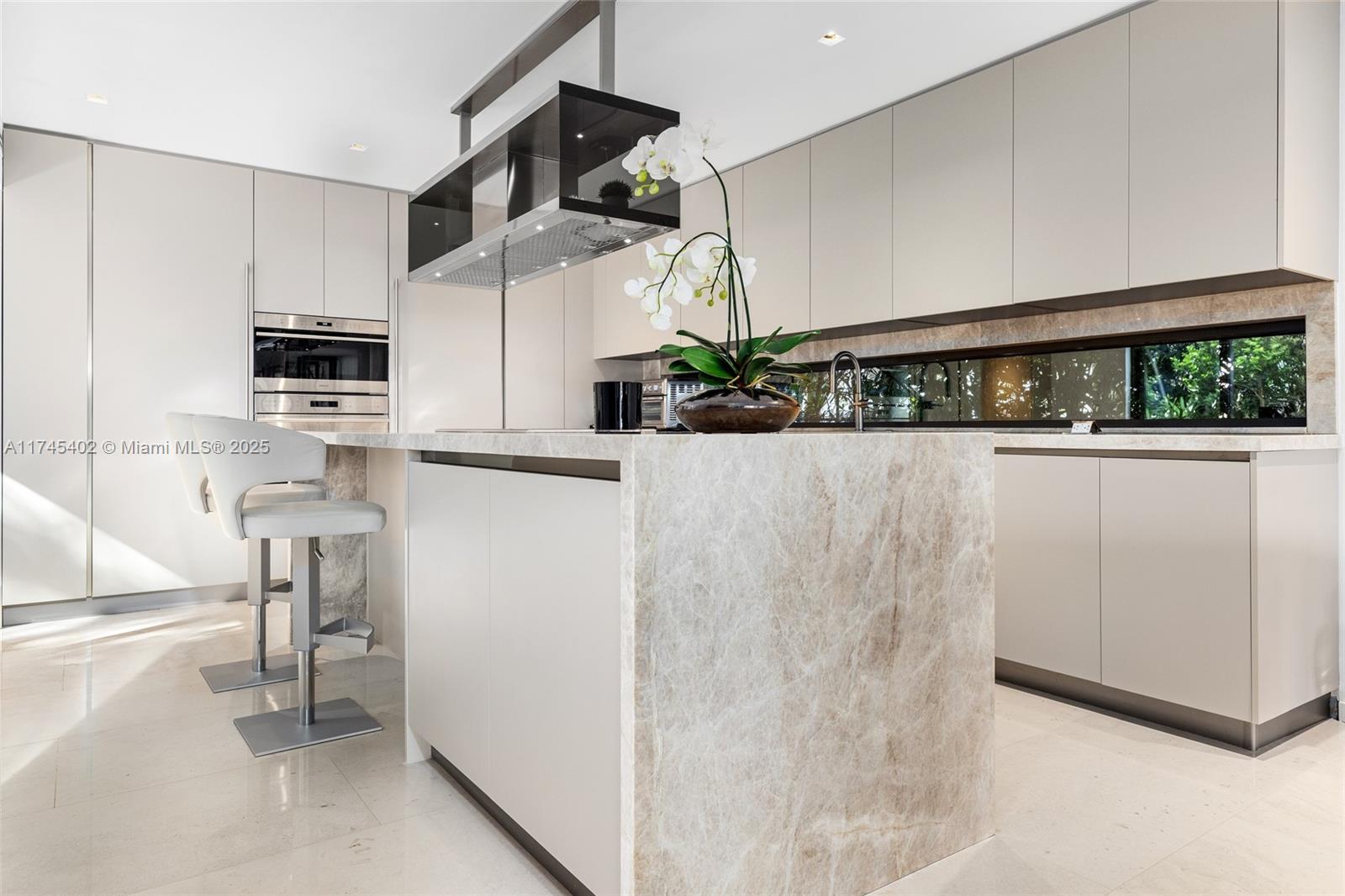 HIBISCUS ISLAND - Residential Lease