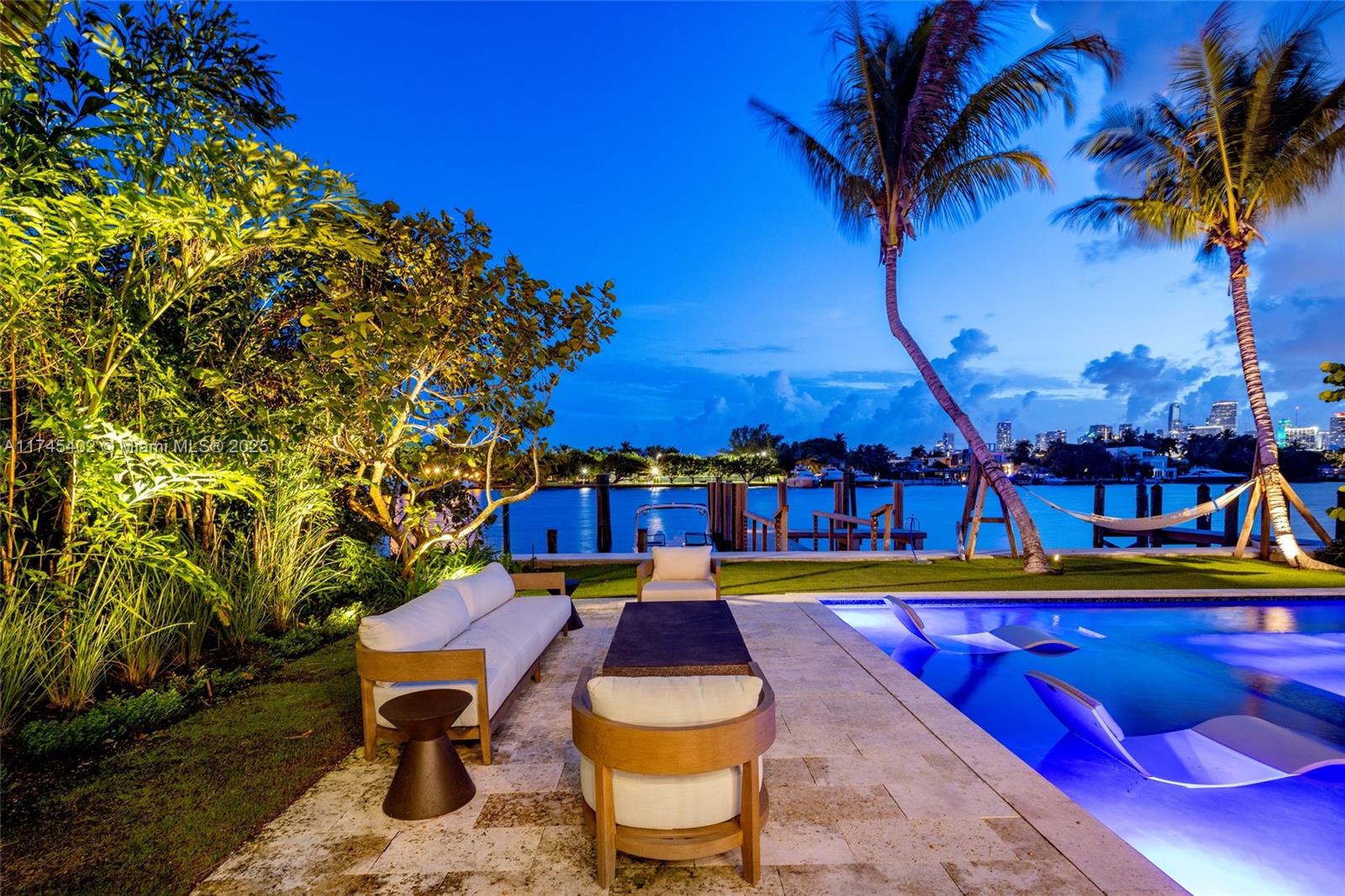 HIBISCUS ISLAND - Residential Lease