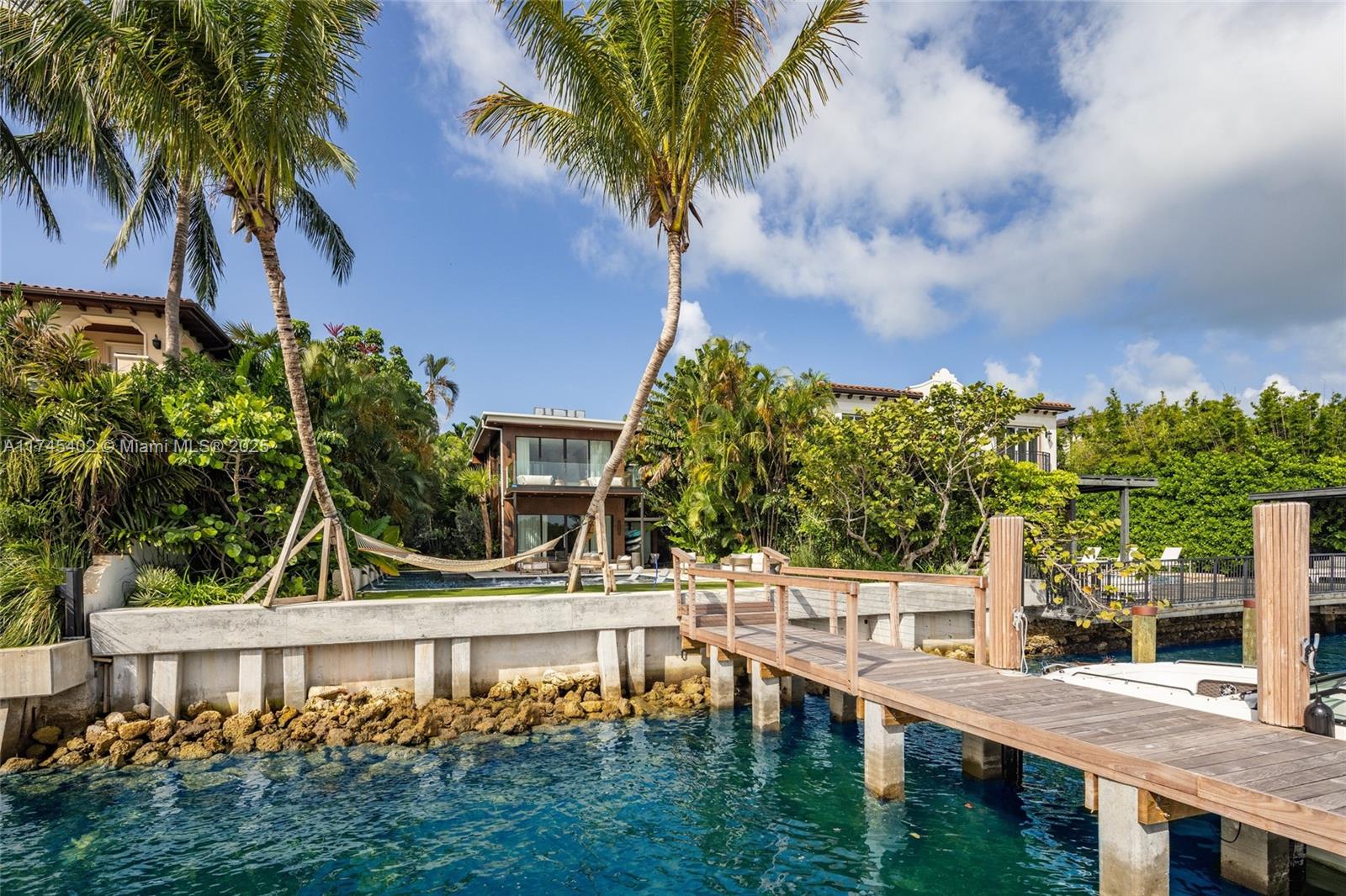 HIBISCUS ISLAND - Residential Lease