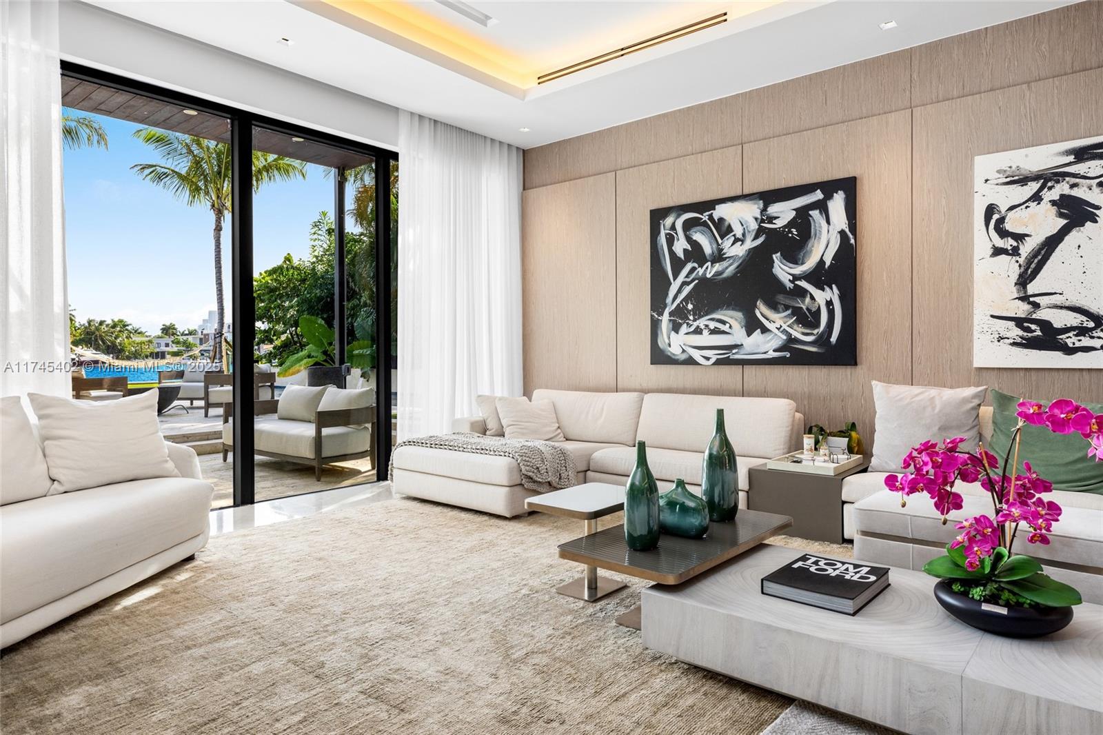HIBISCUS ISLAND - Residential Lease