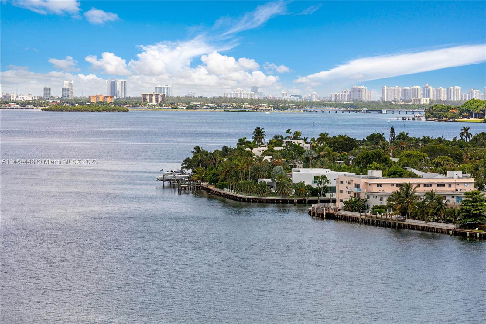 THE GRANDVIEW PALACE COND - Residential Lease