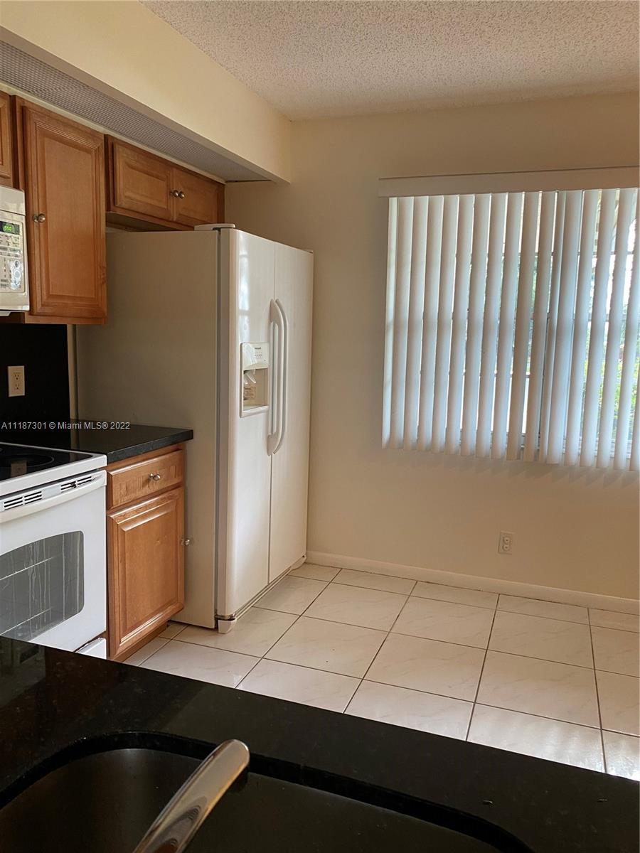 CAMBRIDGE #2 AT CENTURY V - Residential Lease