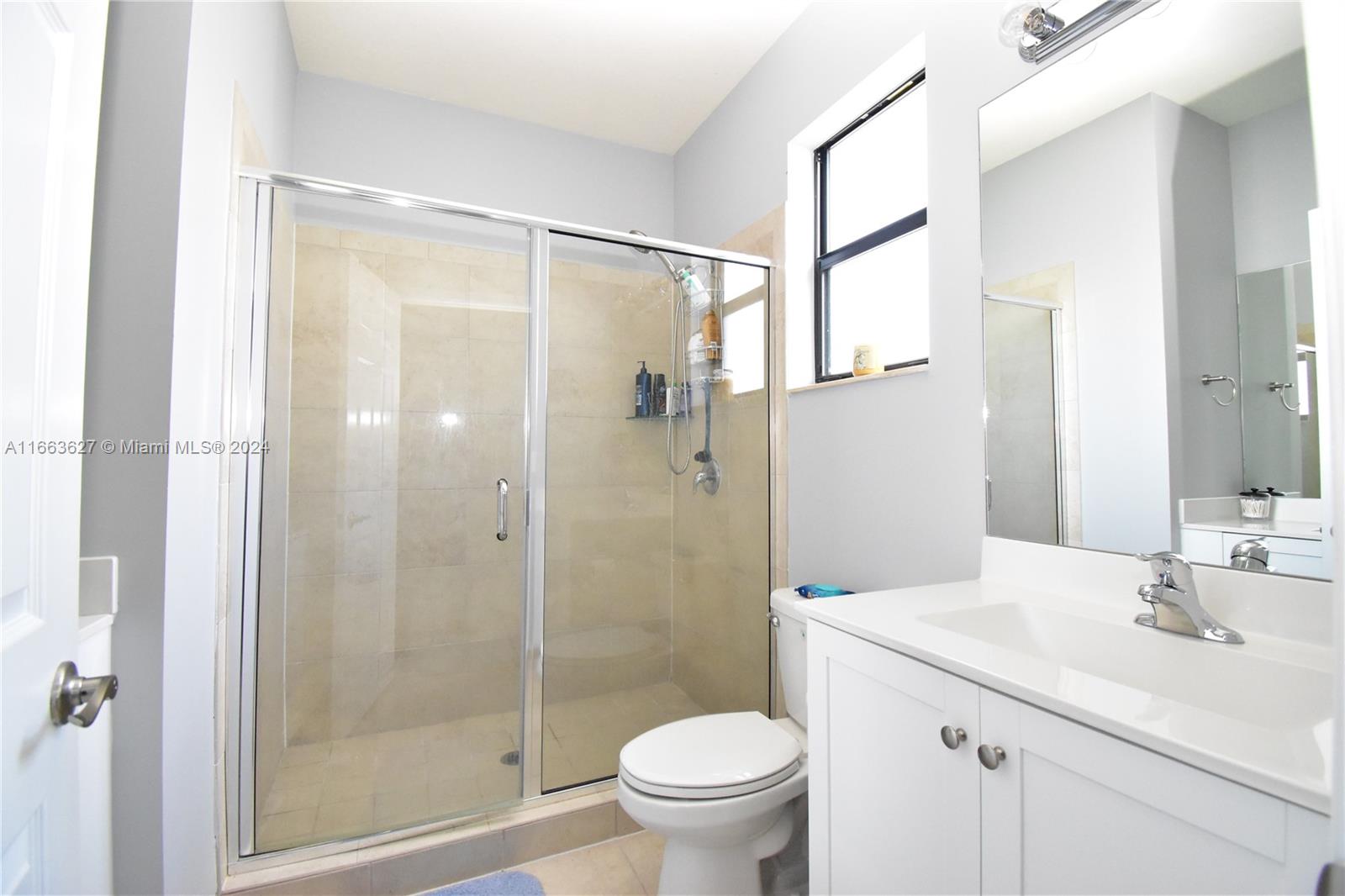 AQUABELLA SECTION ONE - Residential
