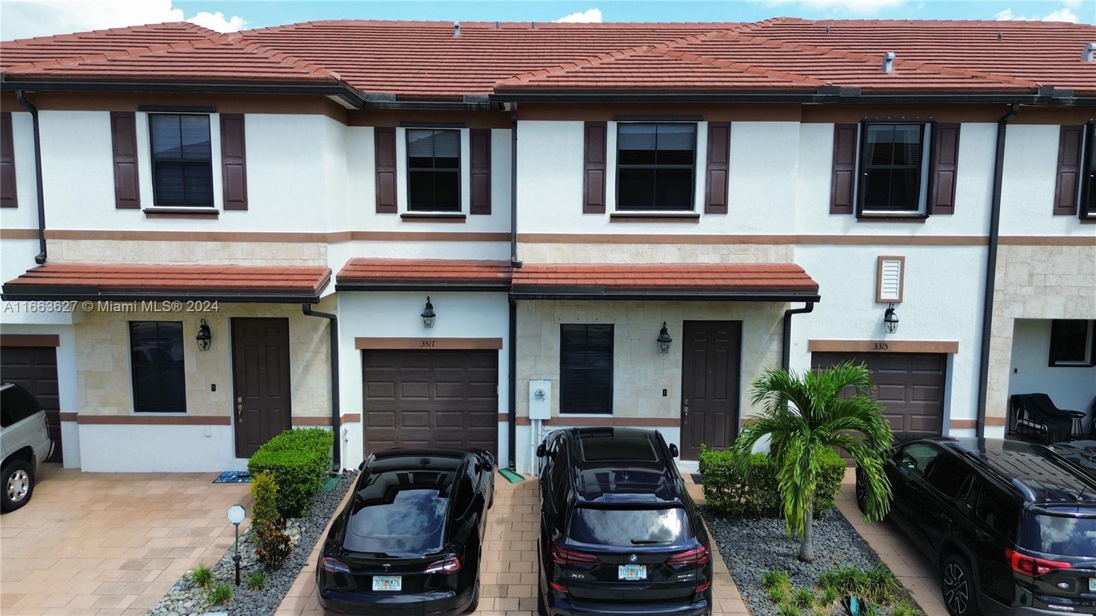 AQUABELLA SECTION ONE - Residential