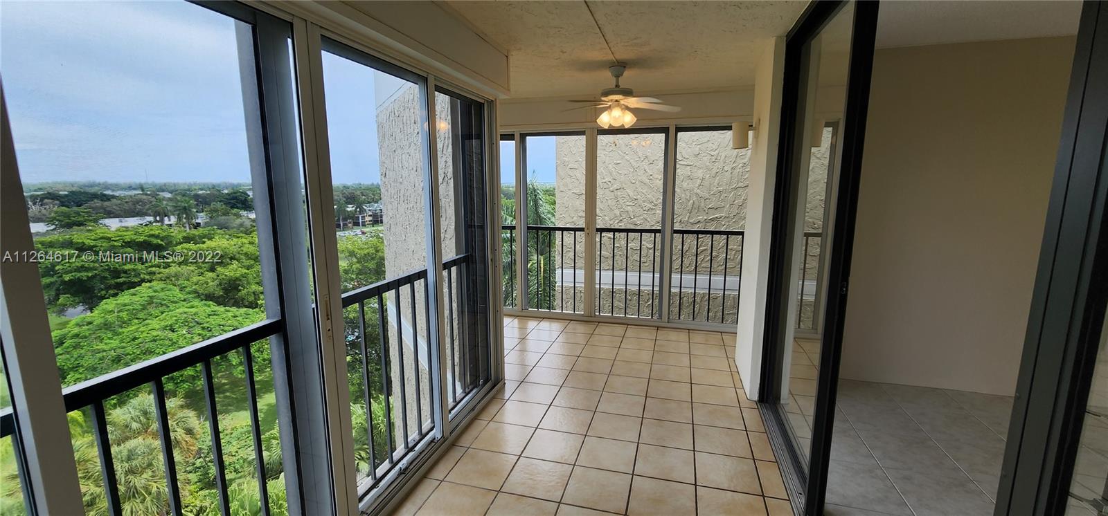 COUNTRY CLUB APTS AT BONA - Residential