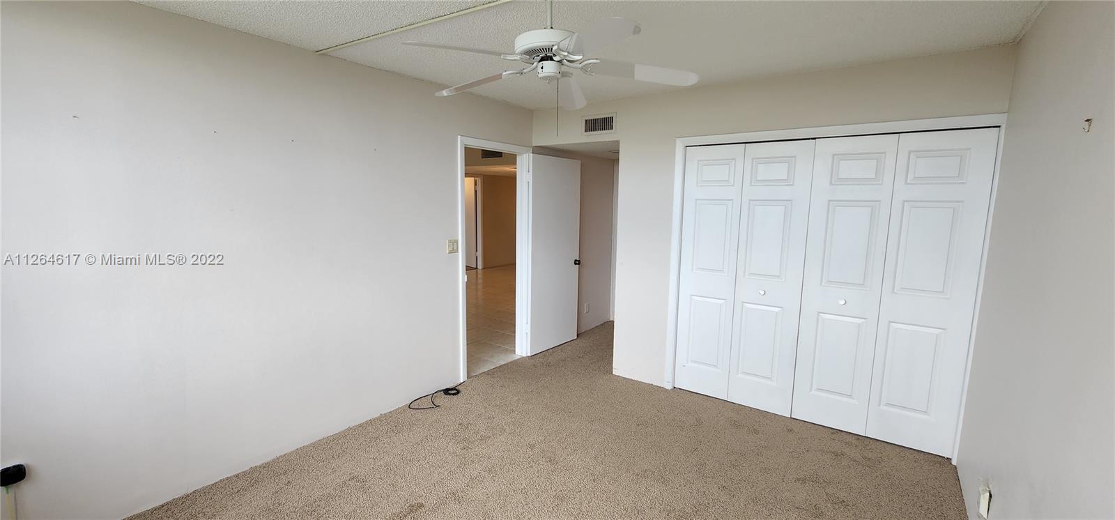 COUNTRY CLUB APTS AT BONA - Residential