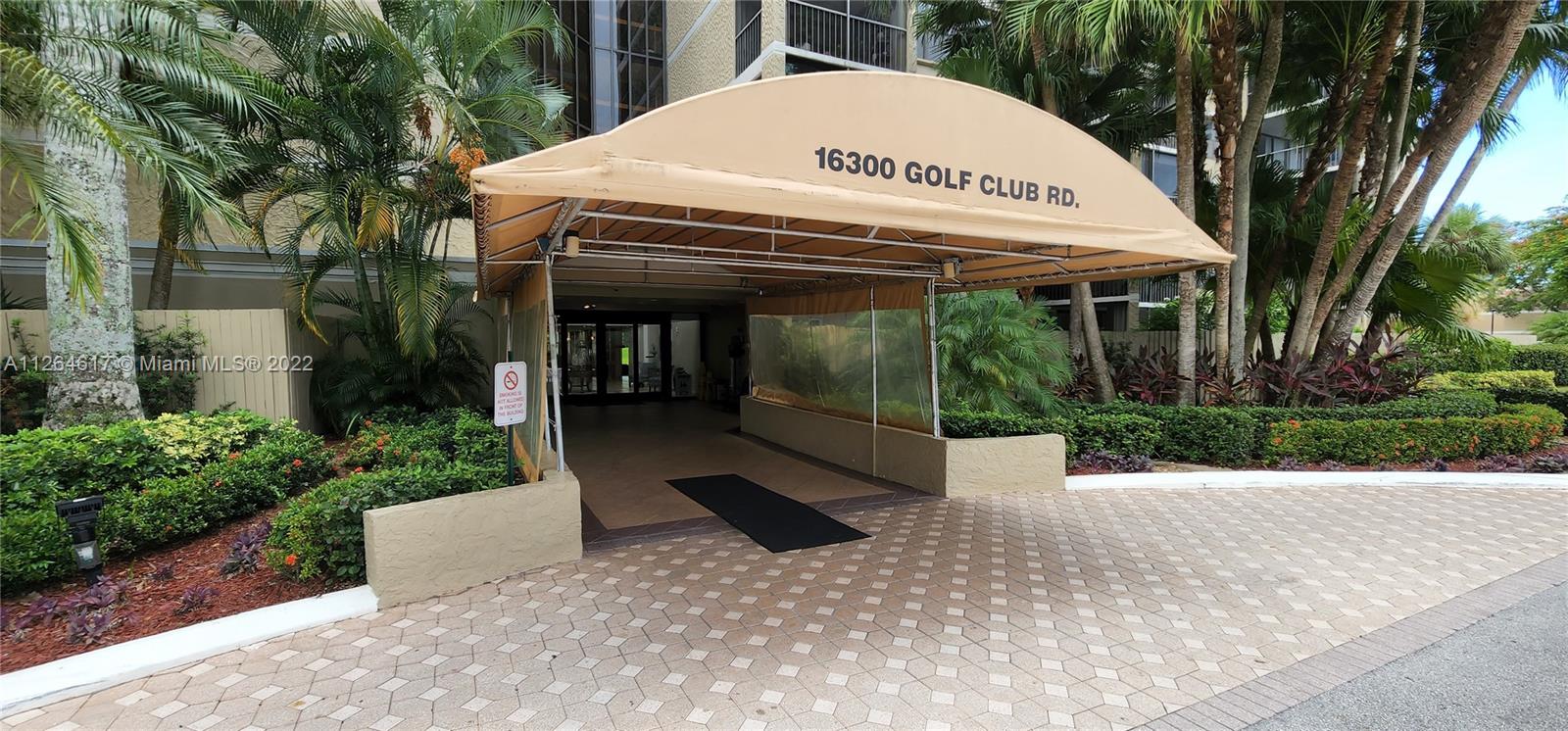 COUNTRY CLUB APTS AT BONA - Residential