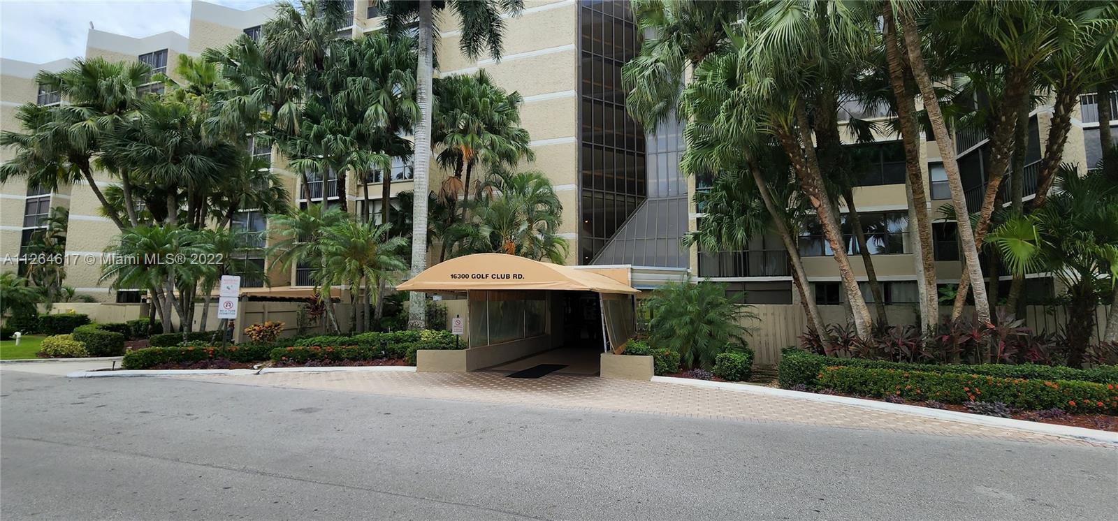 COUNTRY CLUB APTS AT BONA - Residential