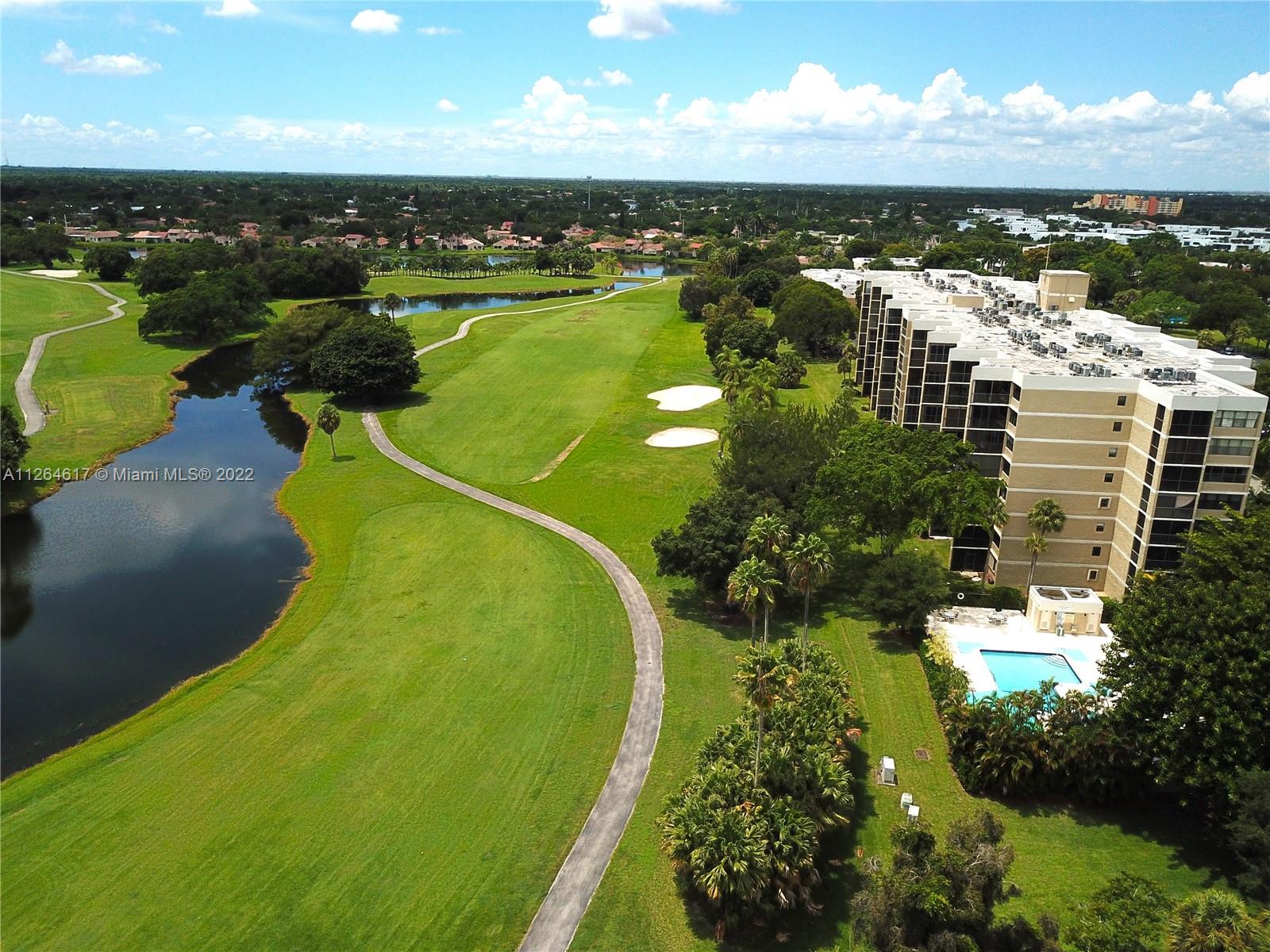 COUNTRY CLUB APTS AT BONA - Residential