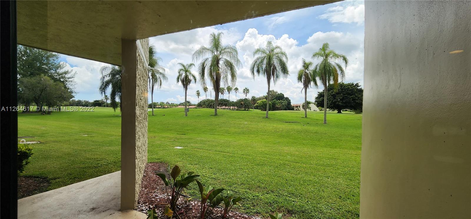 COUNTRY CLUB APTS AT BONA - Residential