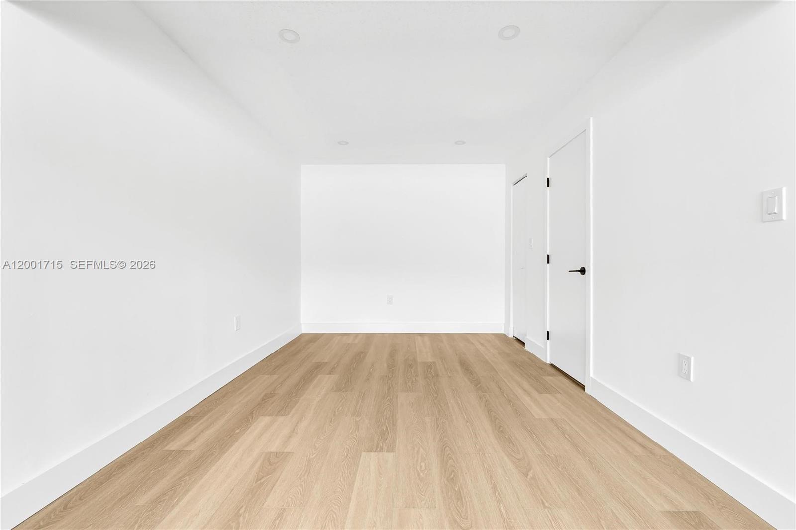 CORAL RIDGE ISLES - Residential Lease