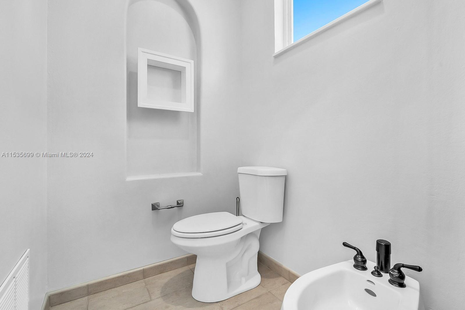HIGHLAND RANCH ESTATES - Residential
