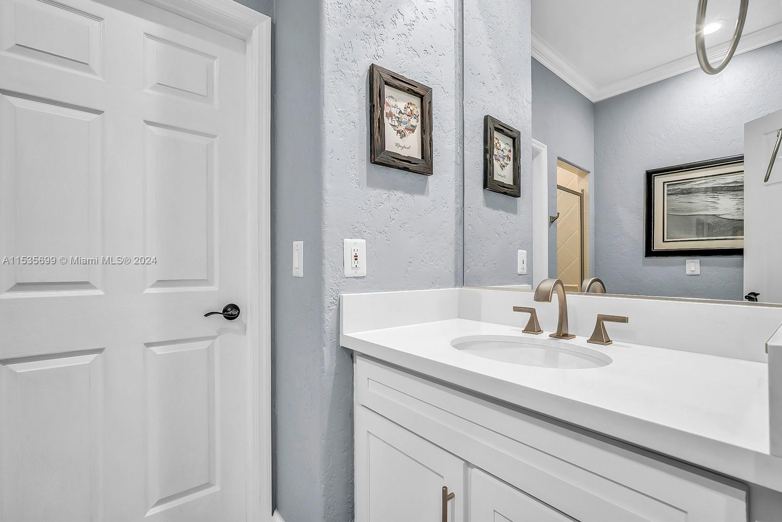 HIGHLAND RANCH ESTATES - Residential